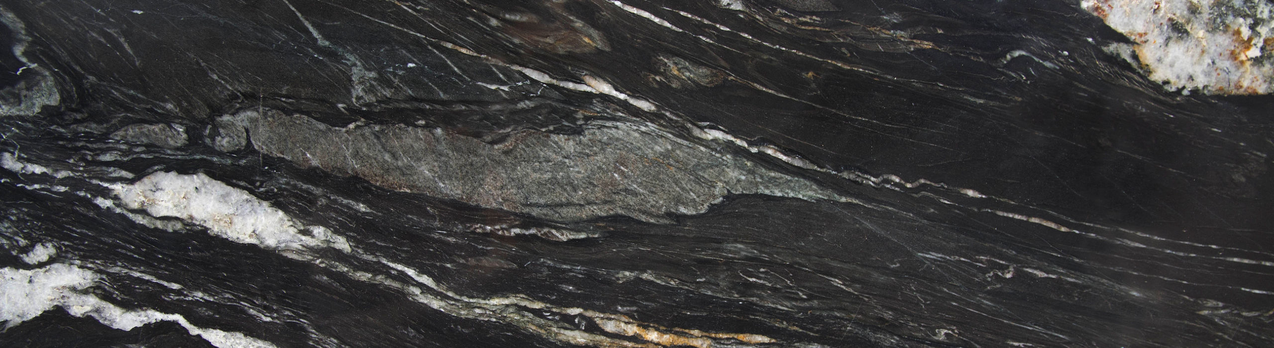 Der Naturstein Belveder ist einer der  Natursteine, die wir bei AS Natursteinwerk für Fliesen, Küchenarbeitsplatten und mehr verwenden